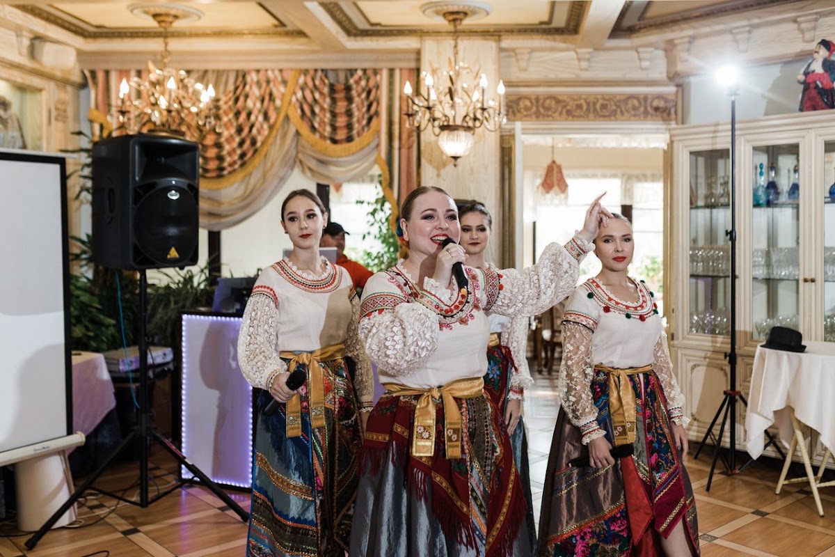 Казачий стилизованный ансамбль песни и танца «ЖарПтица»