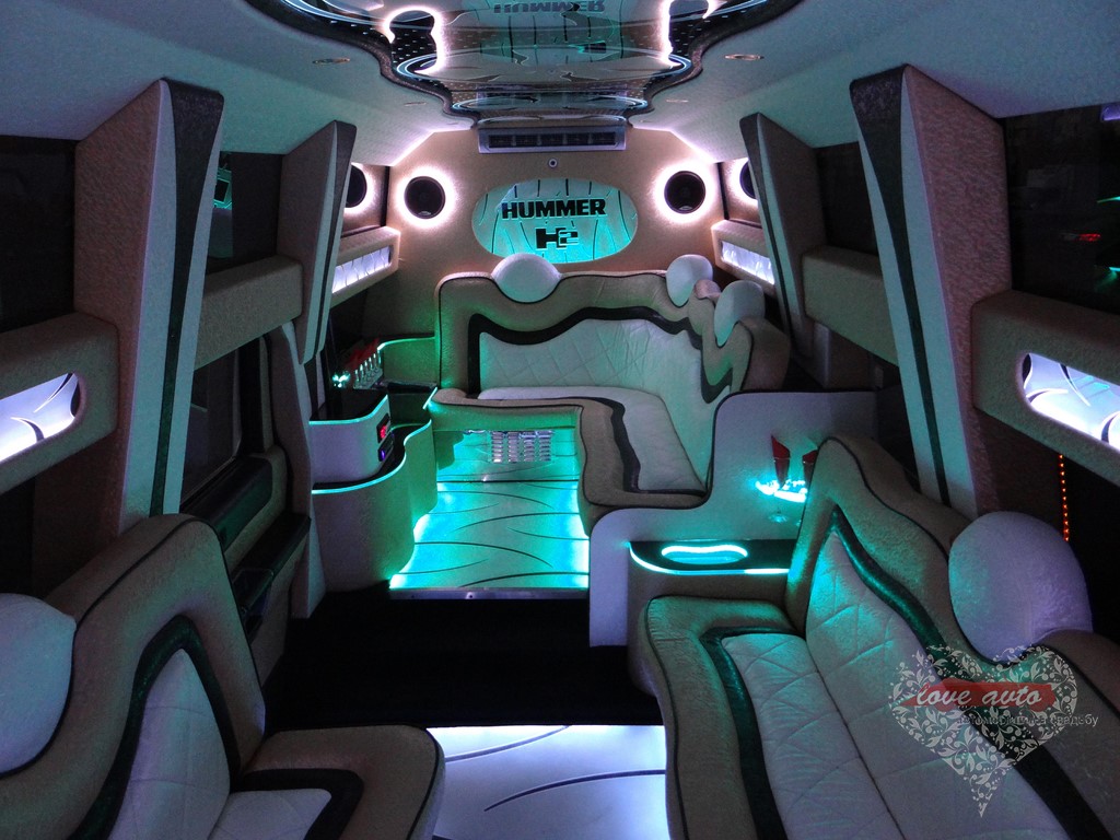 Hummer H2 Mega 30 мест