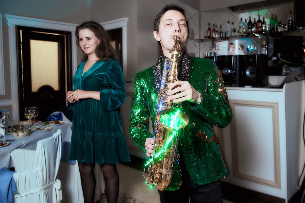 LED SAX в деле