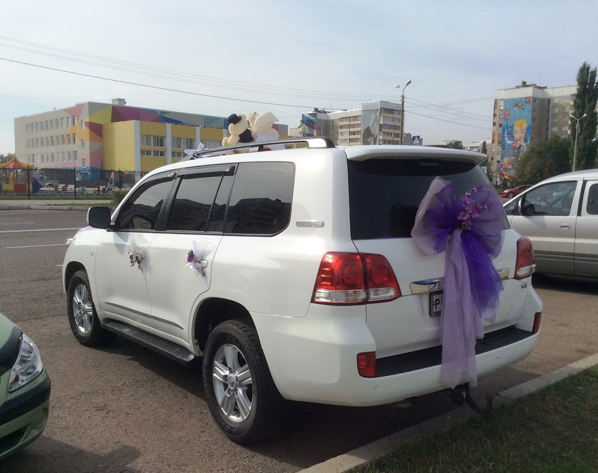 Тойота Land Cruiser 200