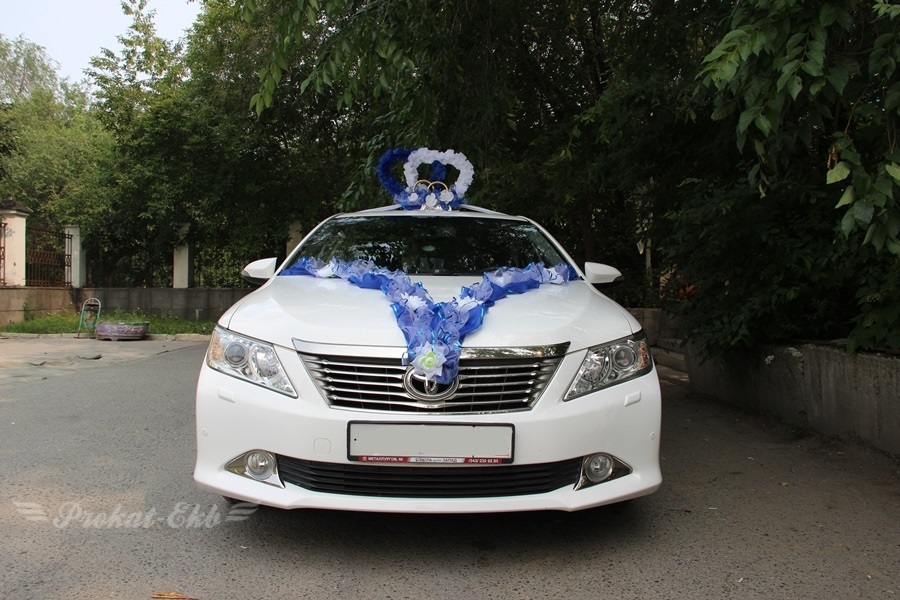 Toyota Camry — кадр 2 из 5