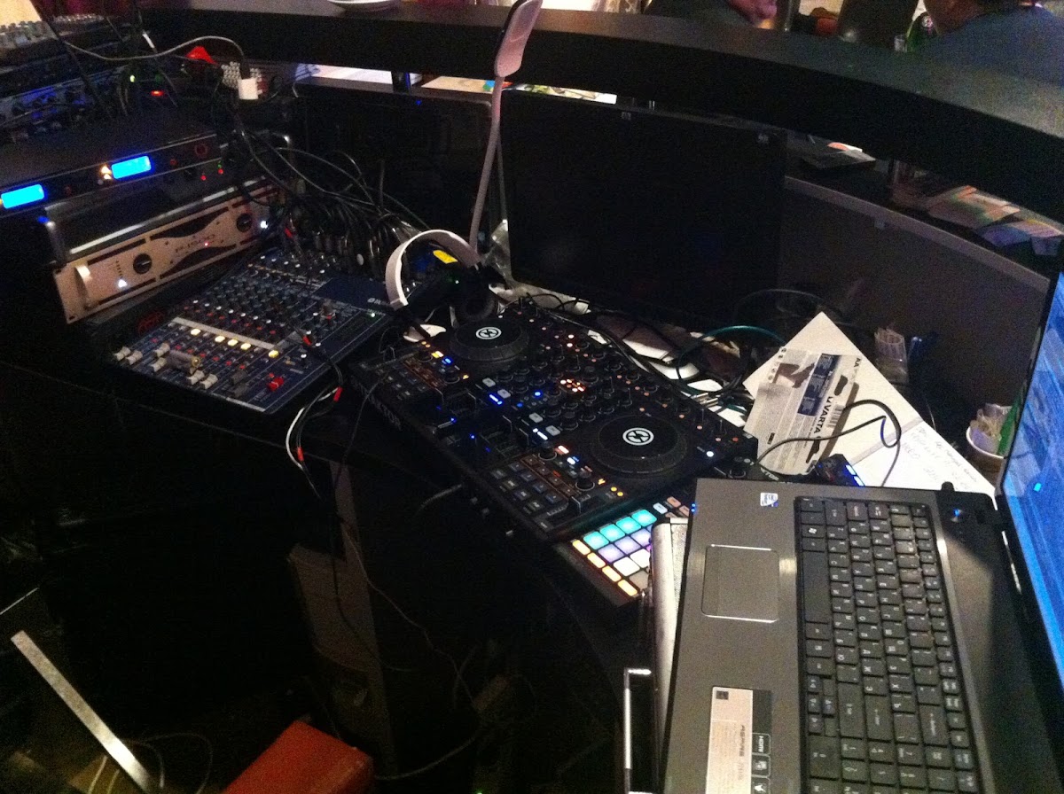 dj