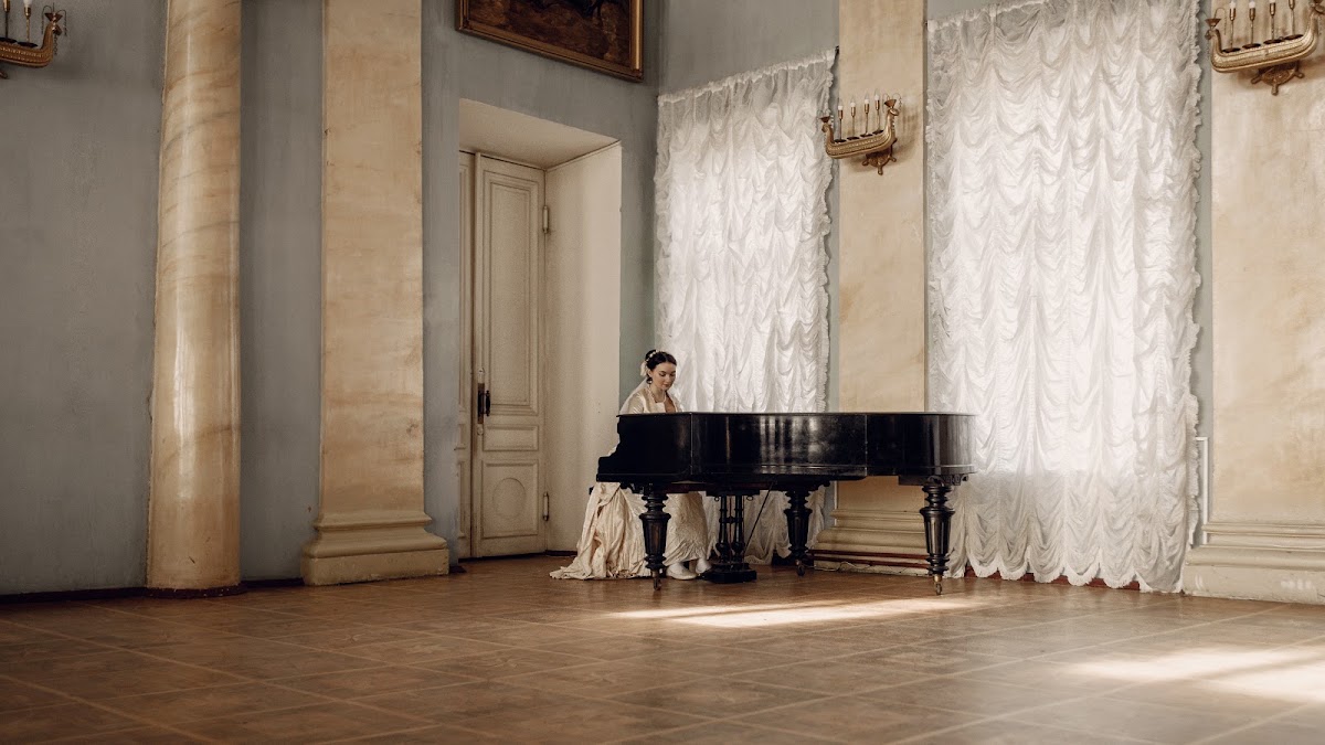 "Mon Ami" /LoveStory/