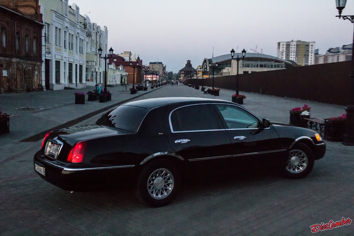 Lincoln Town Car
