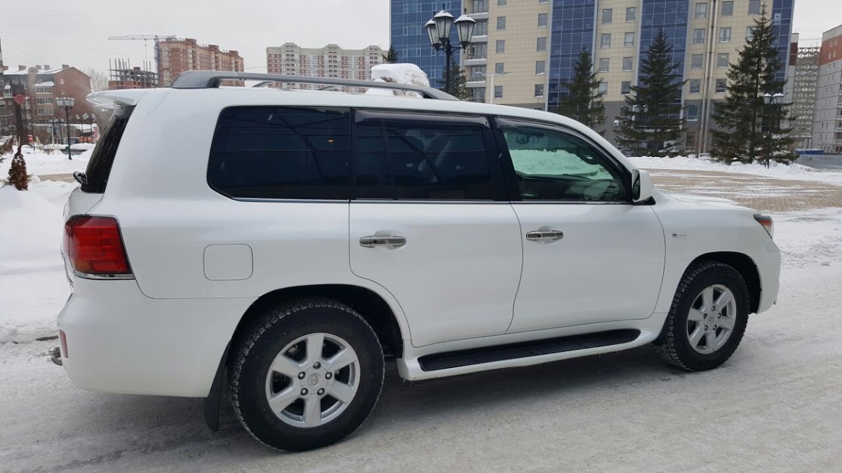 Лексус LX 570 — кадр 4 из 8
