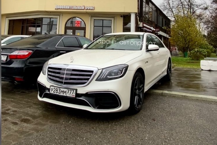Mercedes Benz S-class 222 AMG