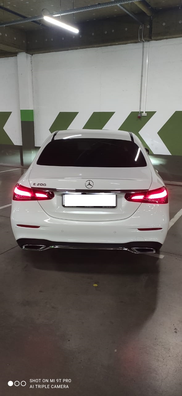Mercedes W213 restail