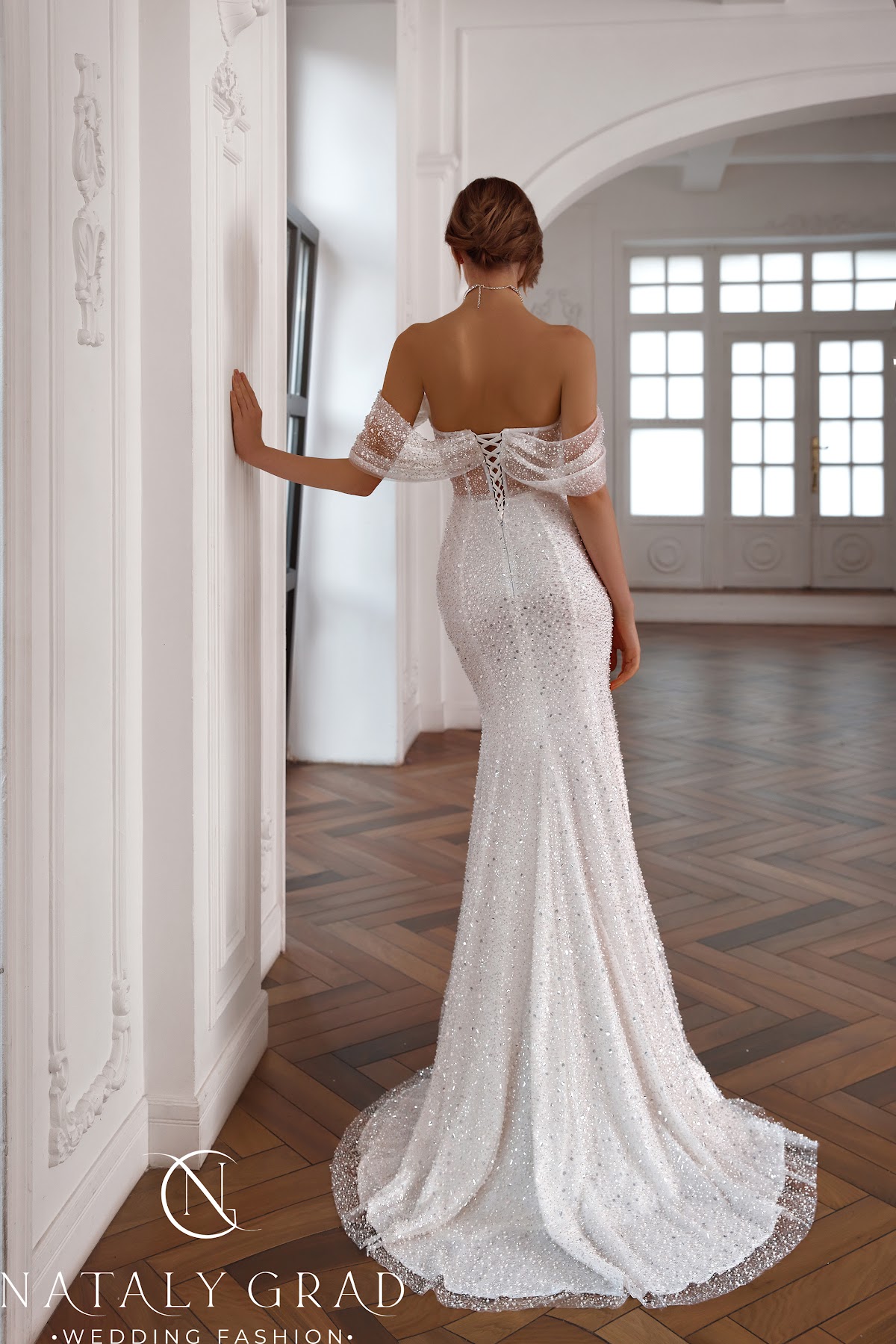 NATALY GRAD