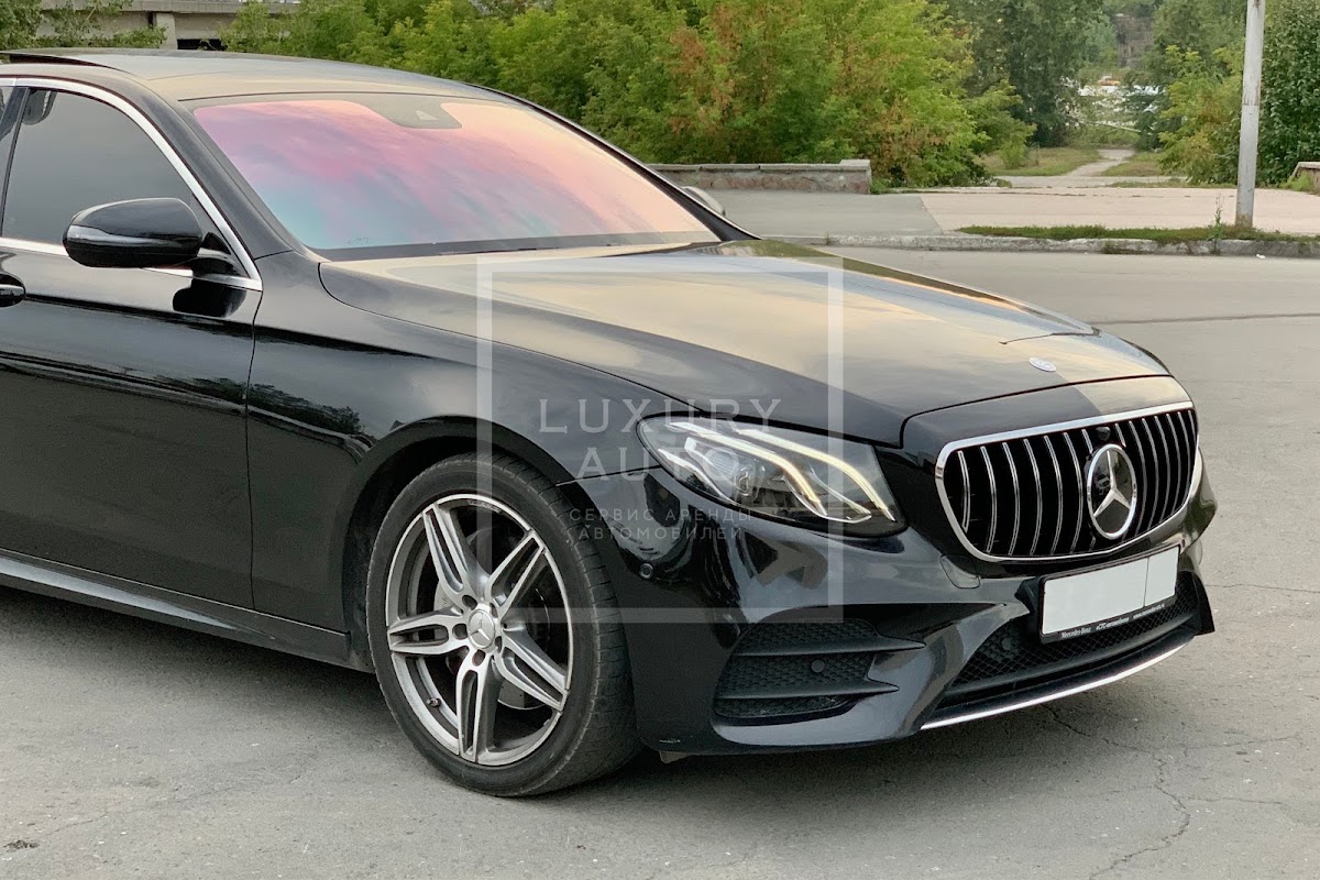 Mercedes-Benz E-213