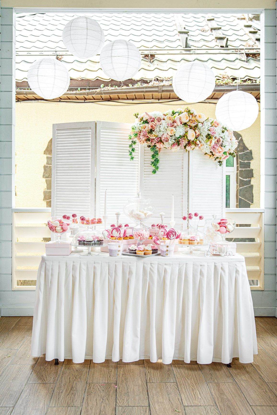 Организатор и декоратор - Ivory Wedding Studio
