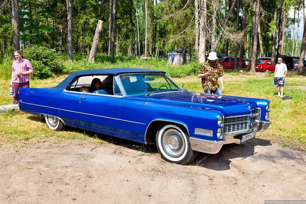 Cadillac DeVille 1966 — кадр 4 из 5
