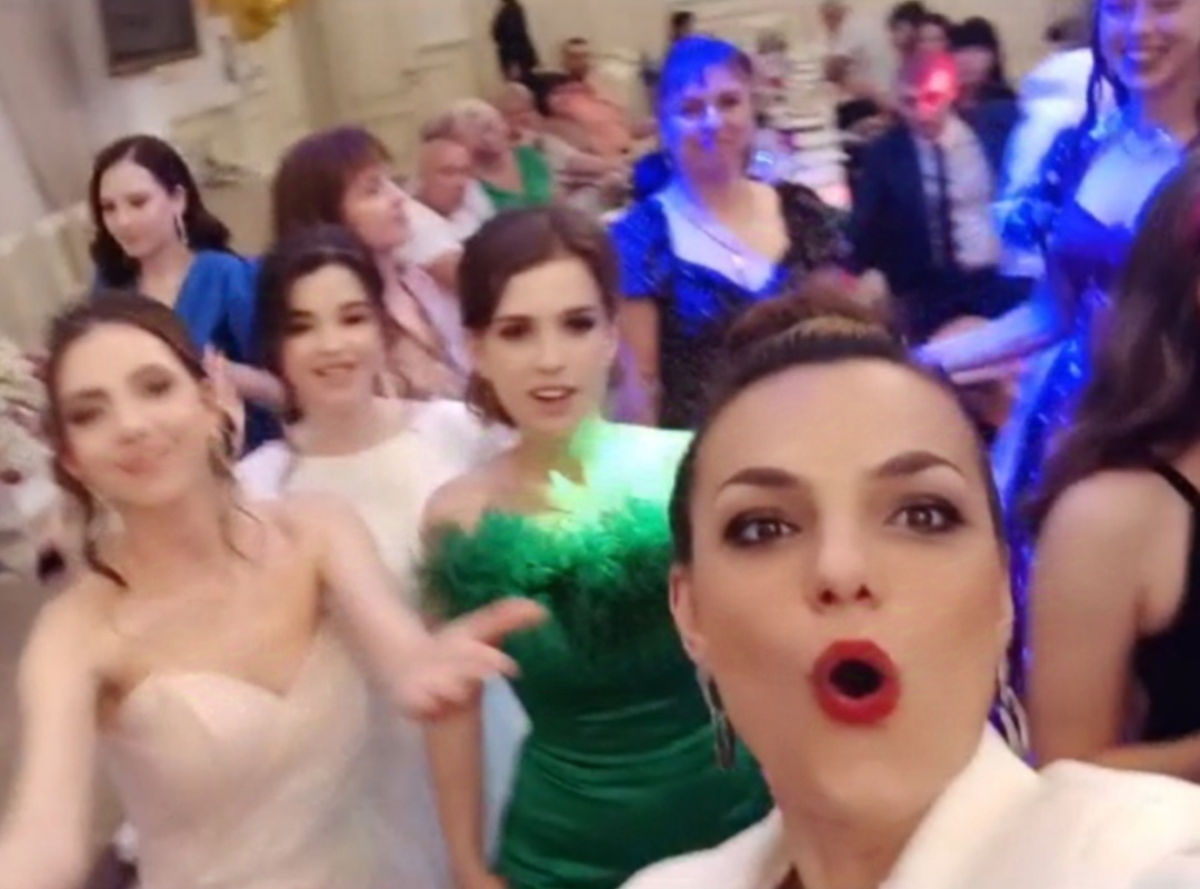 Выпускной Вечер