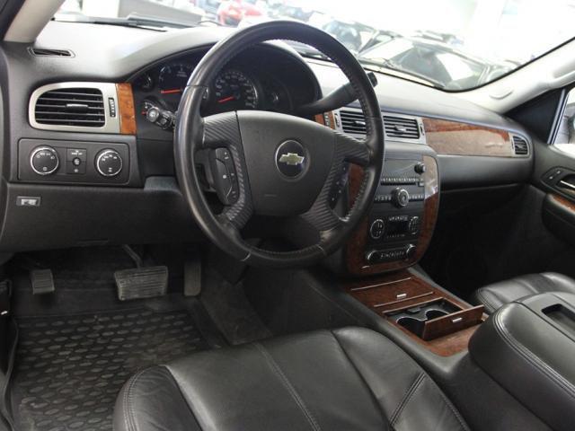 Chevrolet Tahoe — кадр 2 из 2