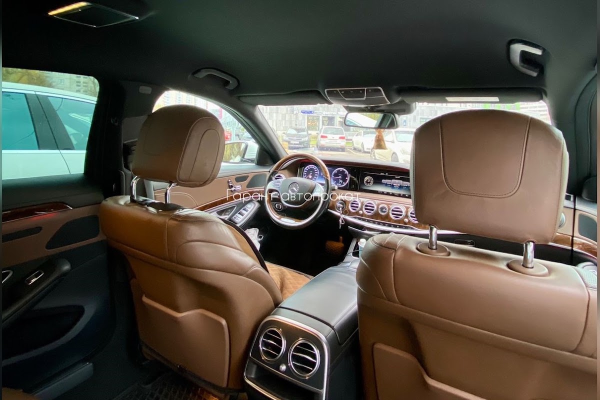 Mercedes Benz S-class 222