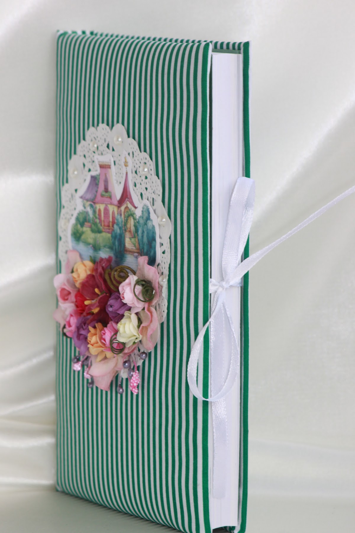 кулинарные книги,блокноты, ежедневники