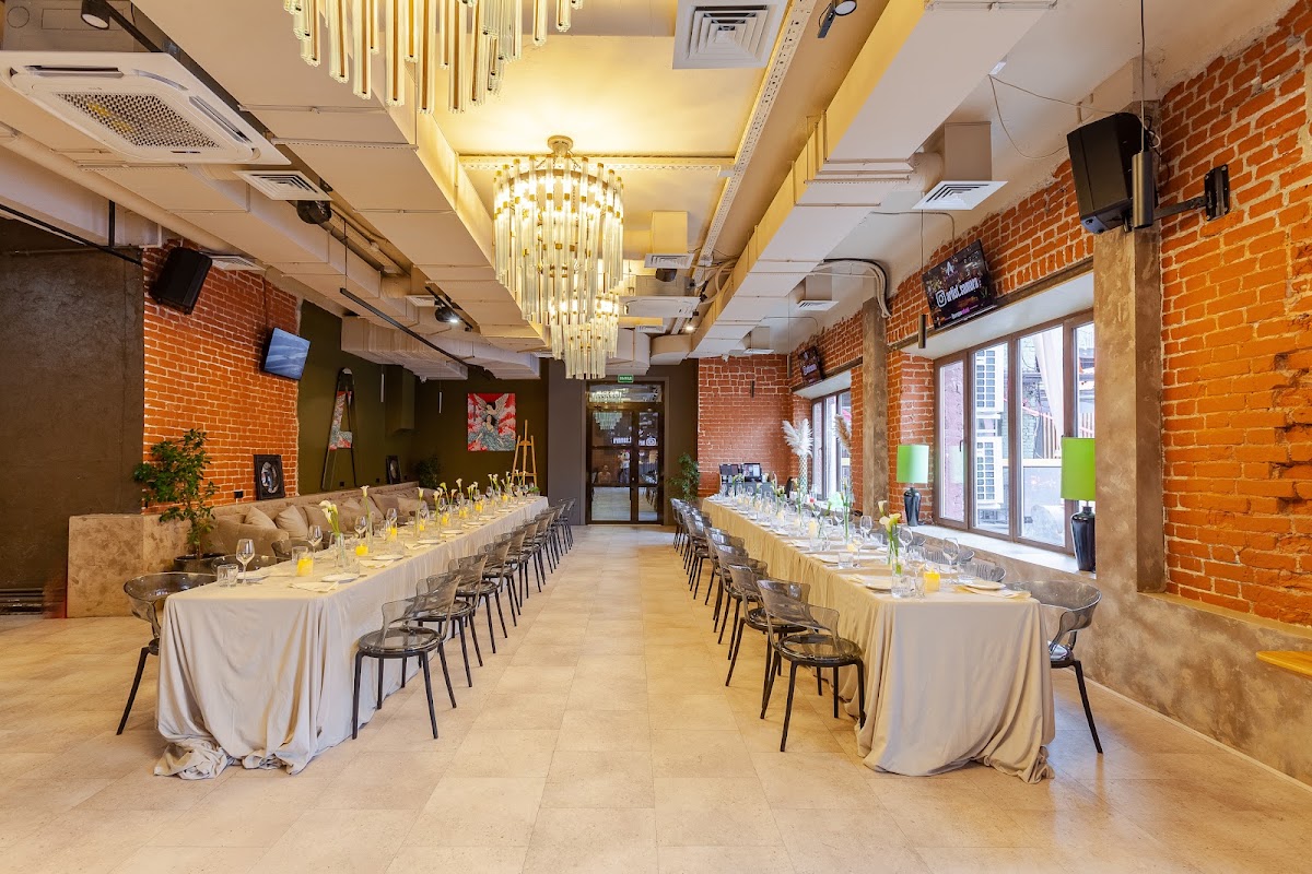 Основной зал