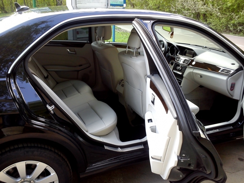 Мерседес E212 AMG