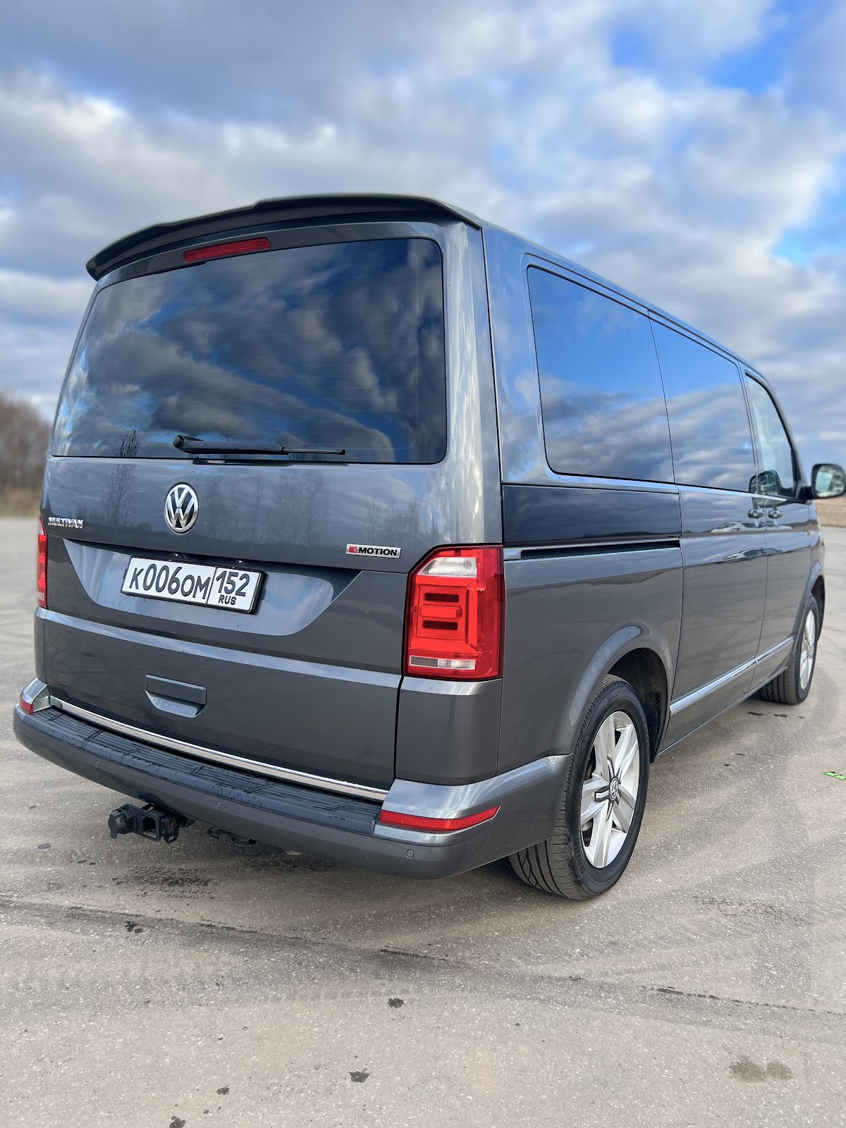 Volkswagen Multivan 6.1