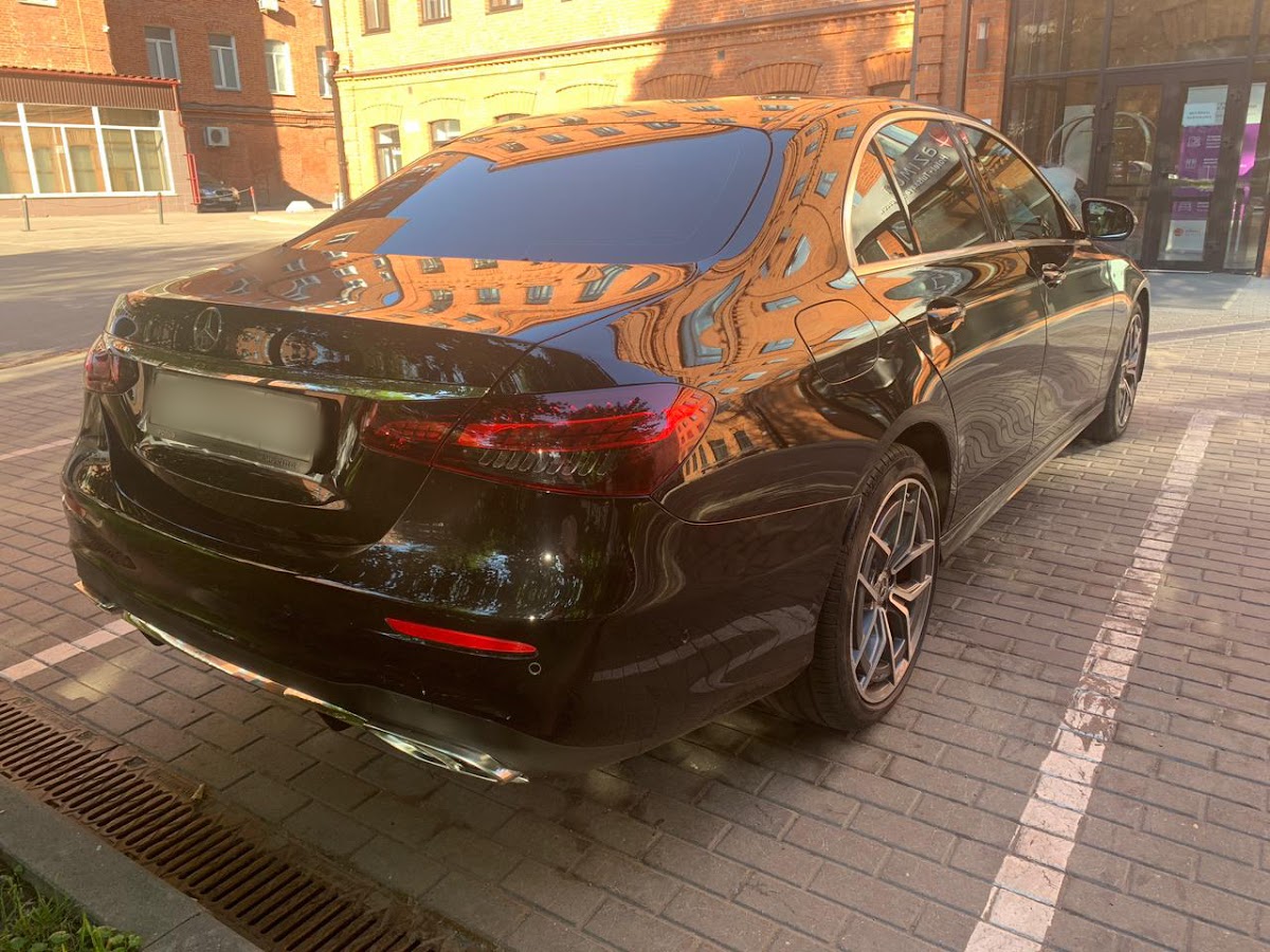 Mercedes-Benz 2021 E класс черный