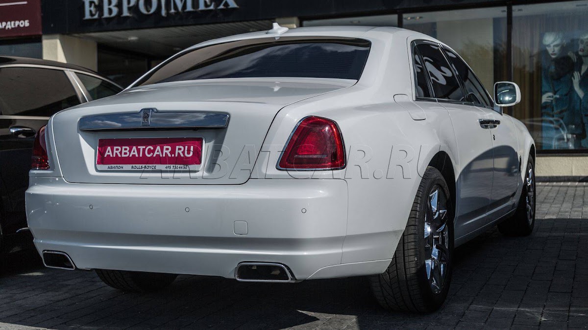 Rolls-Royce Ghost — кадр 4 из 12