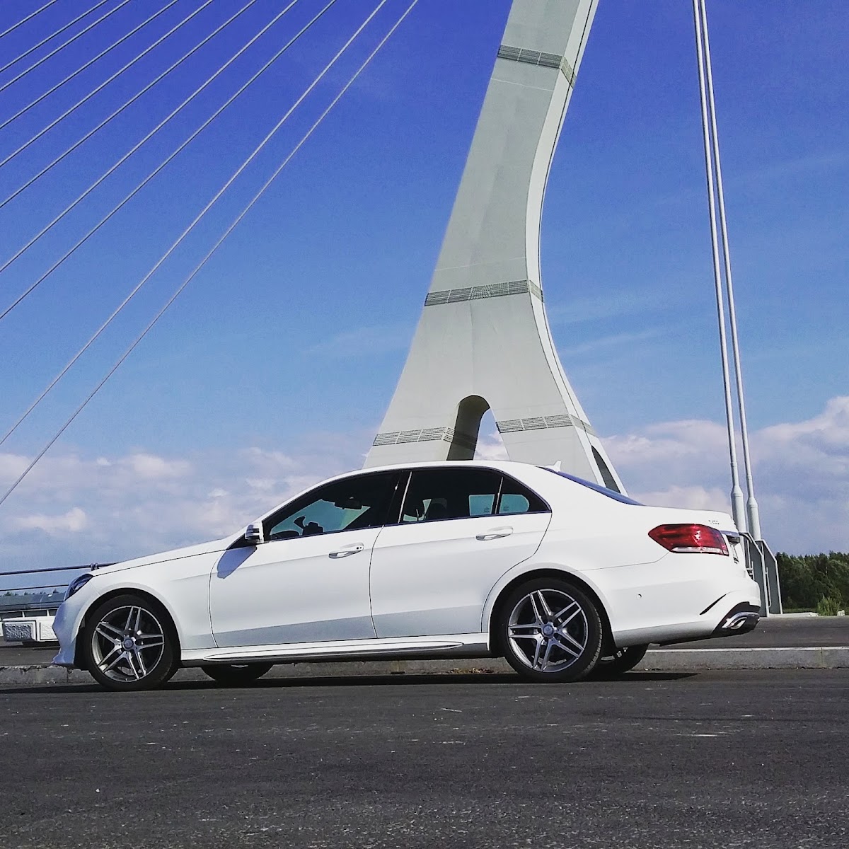 Мерседес (Е) AMG