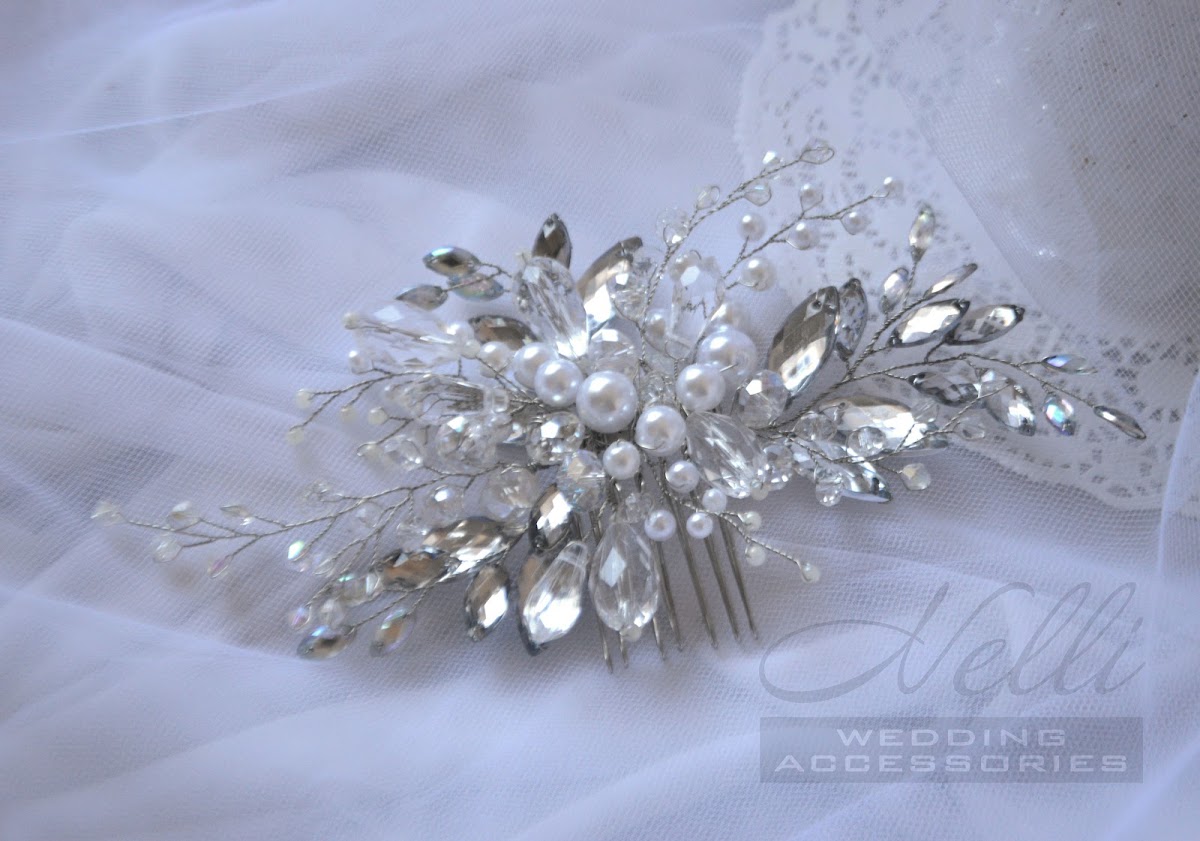 Nelli wedding accessories