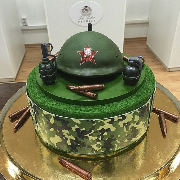 Мужской торт