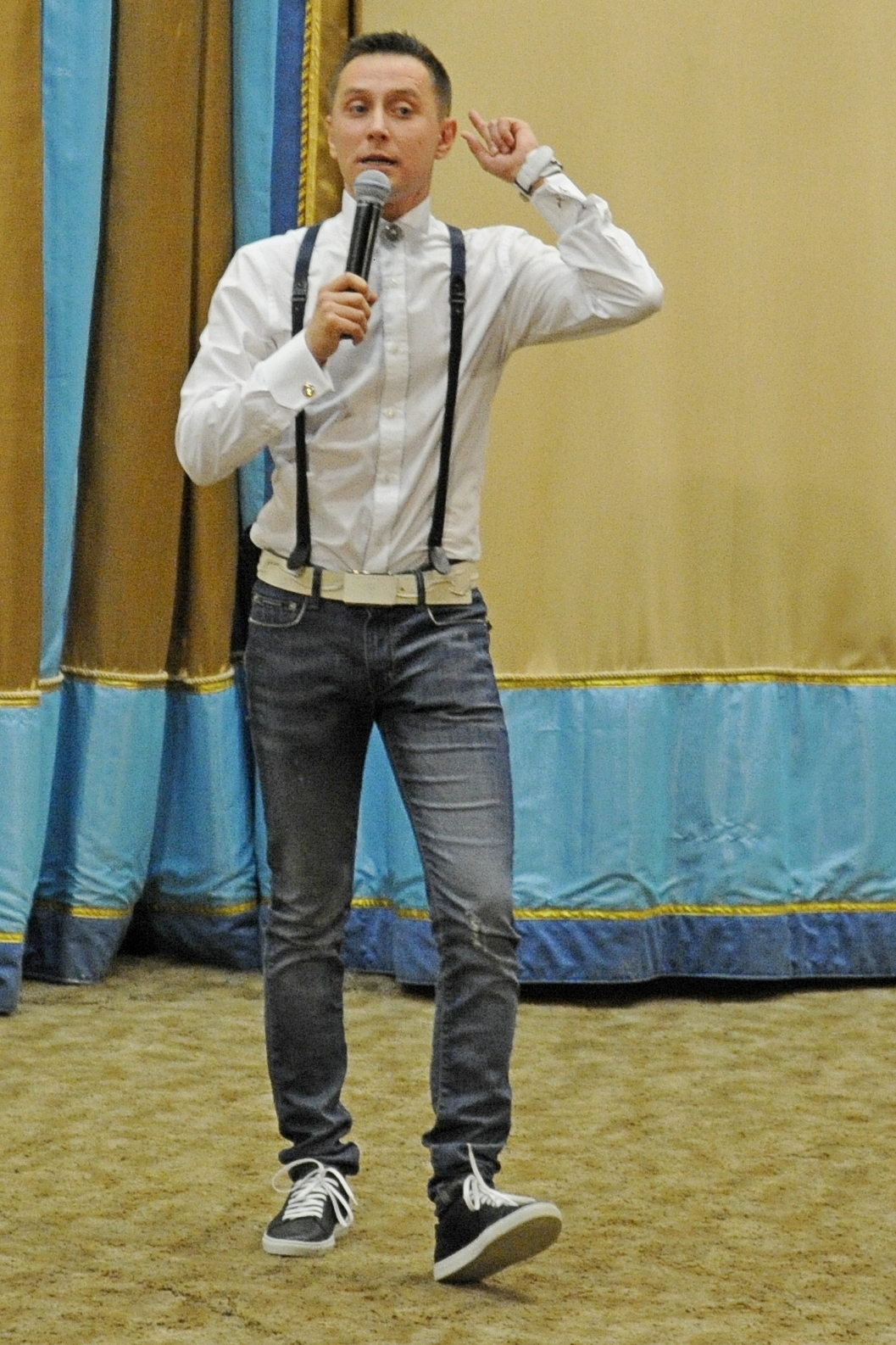 Кадр 42 из 49