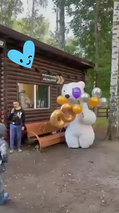 Денис Ларин — кадр 2 из 20