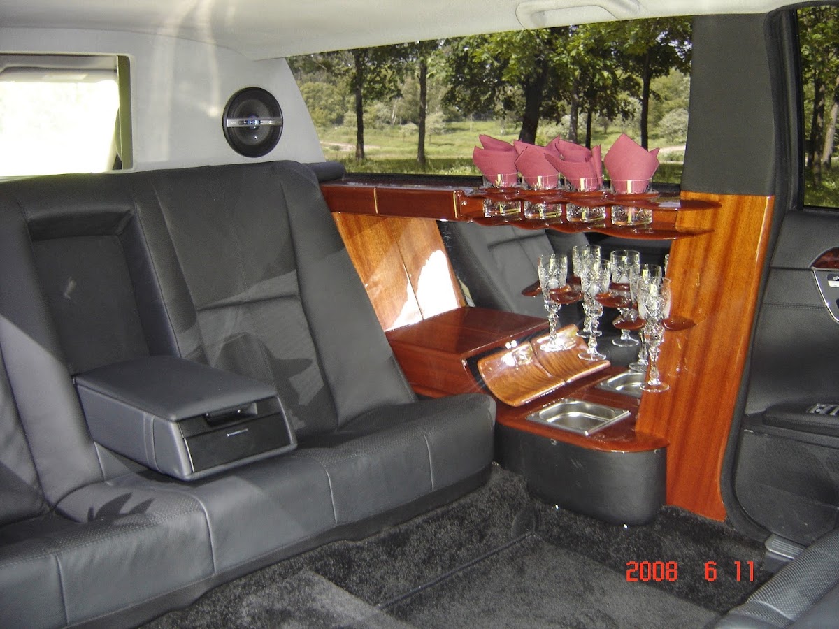 Mercedes-Benz W221 Pullman