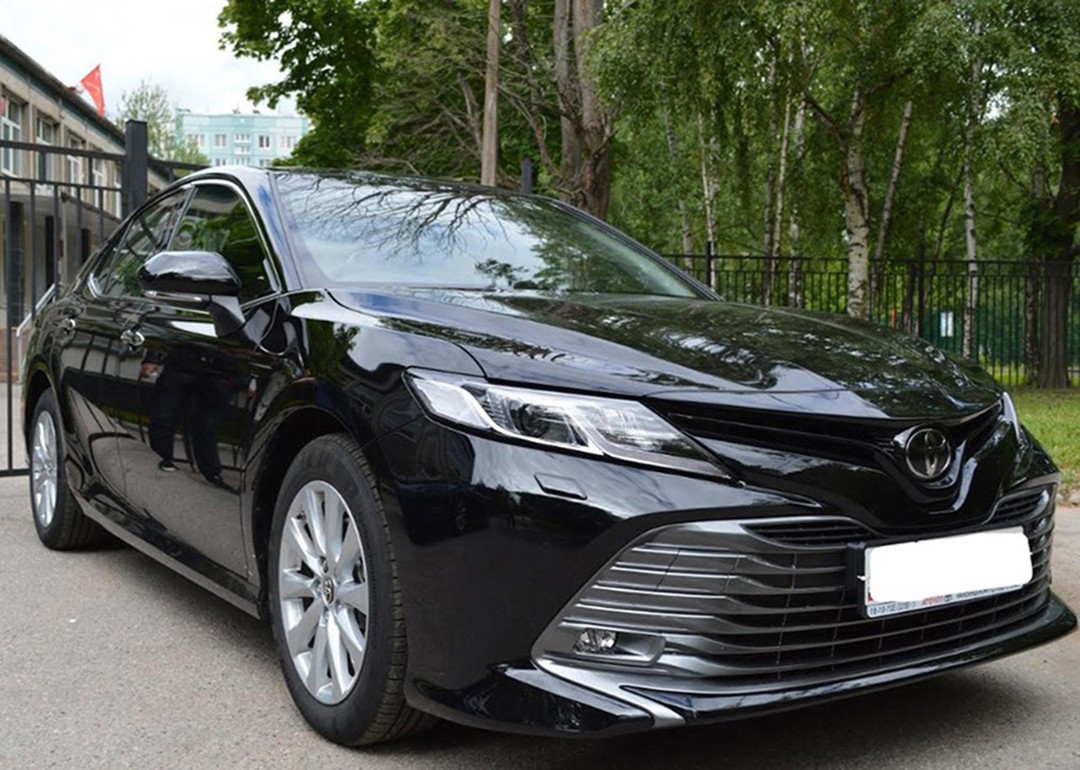 Toyota Camry (бизнес-класс)