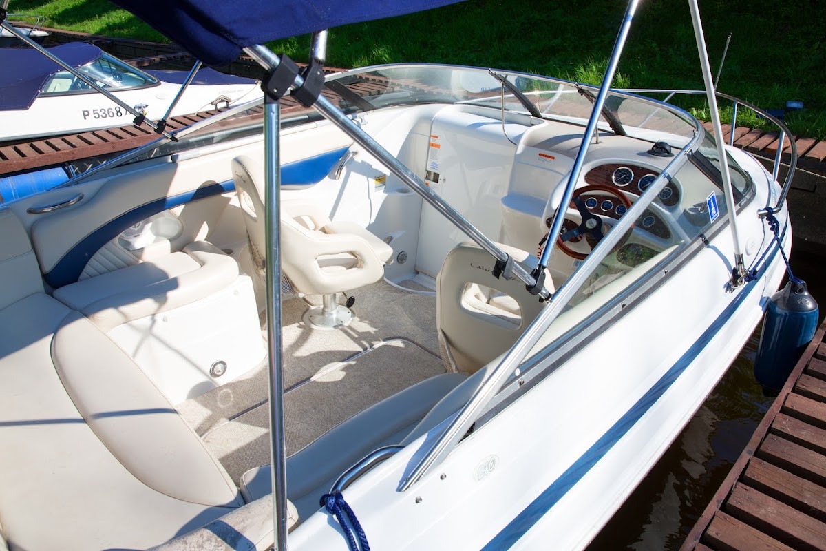 Аренда Катера Chris Craft 210