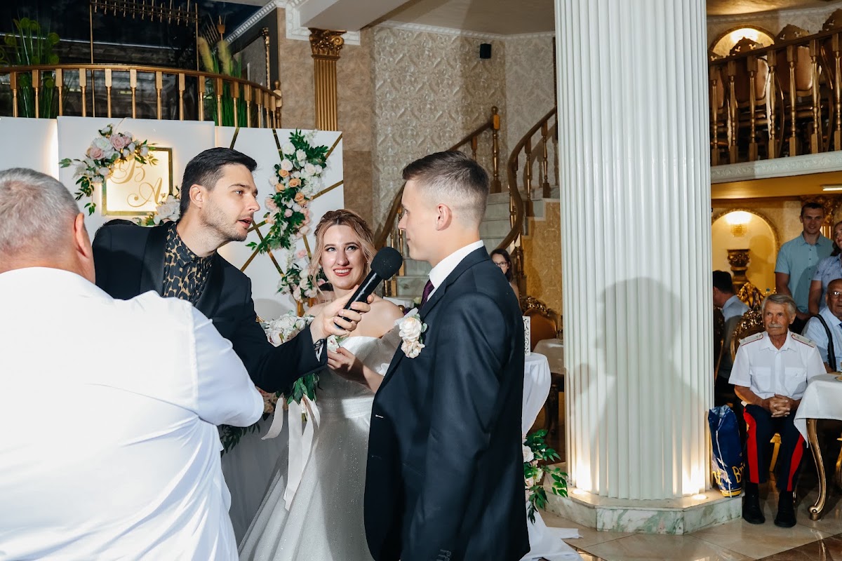 Владимир и Анастасия
