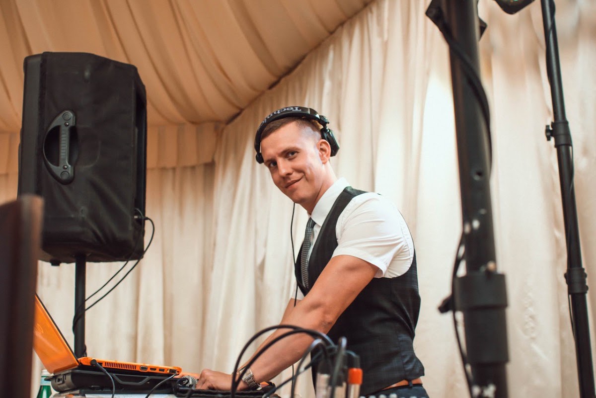 DJ Тони