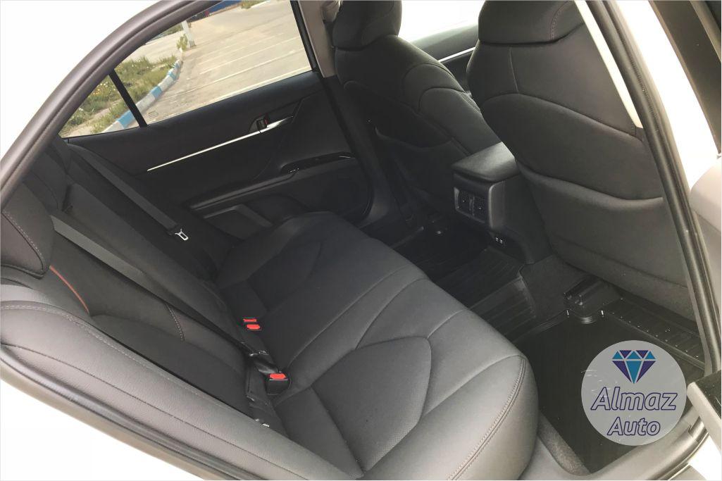 Toyota Camry XV70
