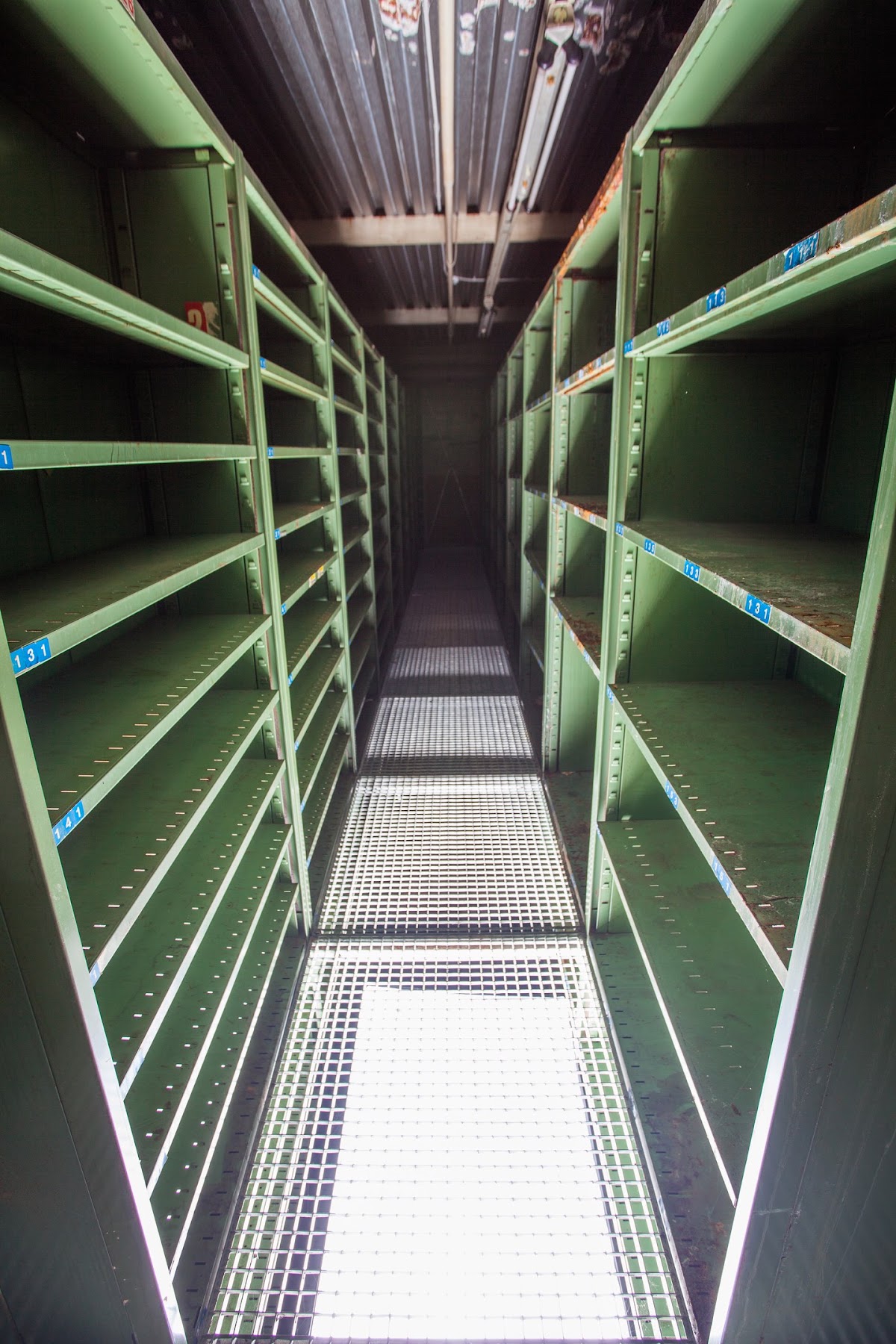 Зал 4 «Стеллажи»