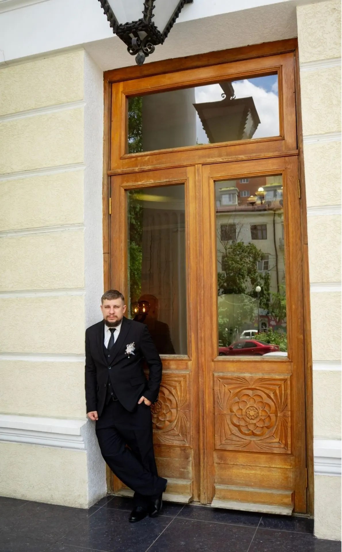 Black Tie