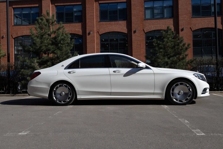 Mercedes-Benz S class (комплектация MAYBACH)