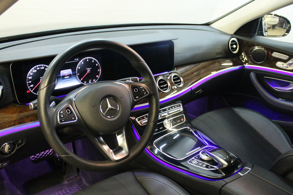 Mercedes E-Class — кадр 5 из 5