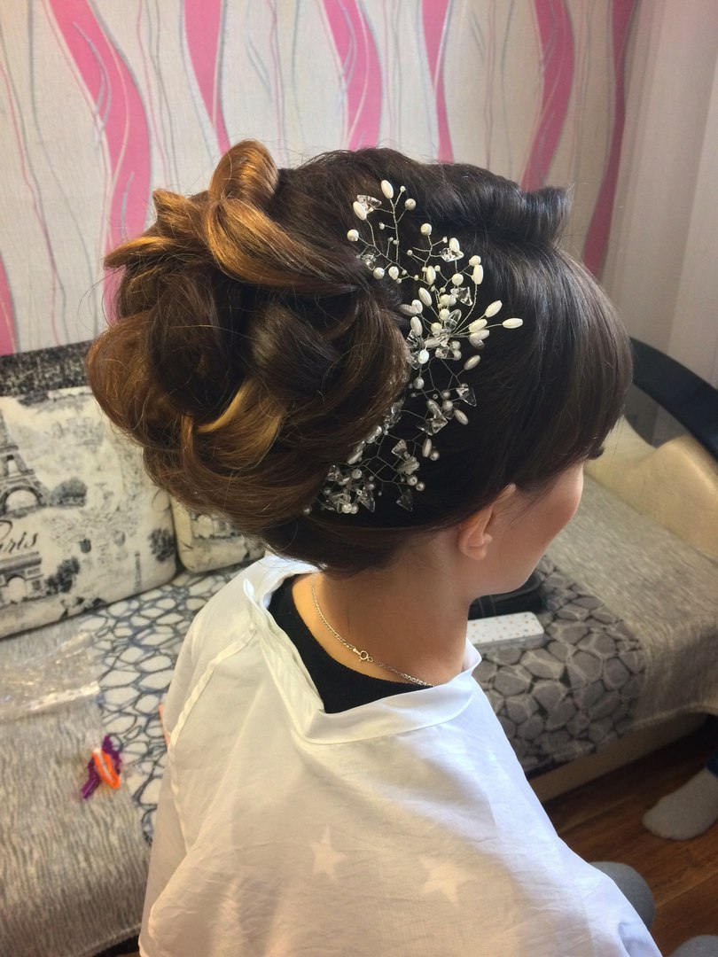 Instagram @hair_stylist_kate