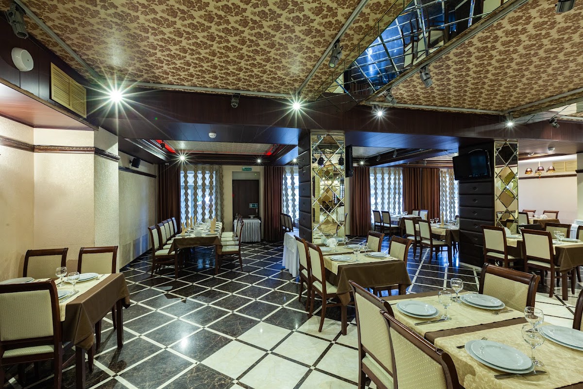 Основной зал ресторана