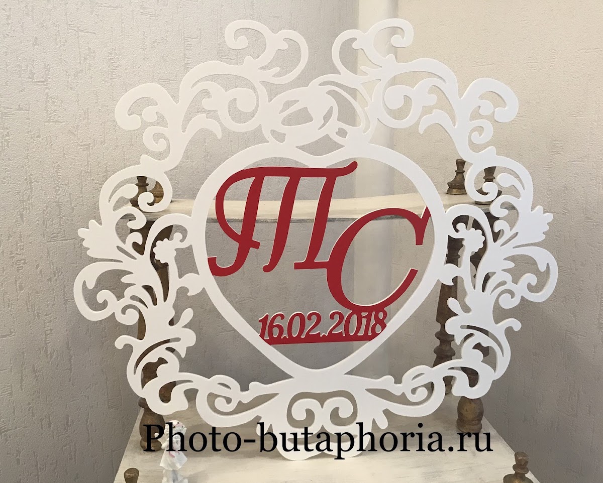 Семейные гербы, свадебные инициалы, вензеля