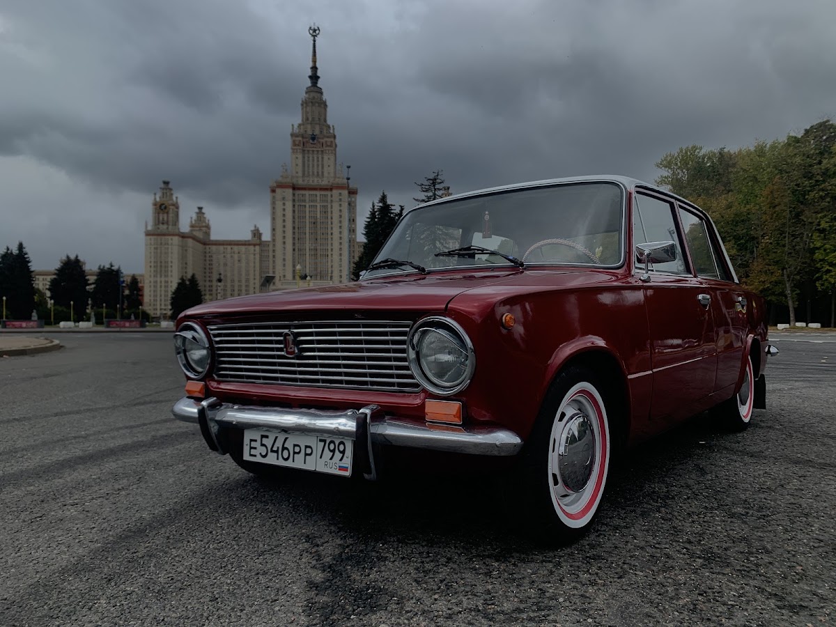 Ретро автомобиль ВАЗ 2101 «Копейка»