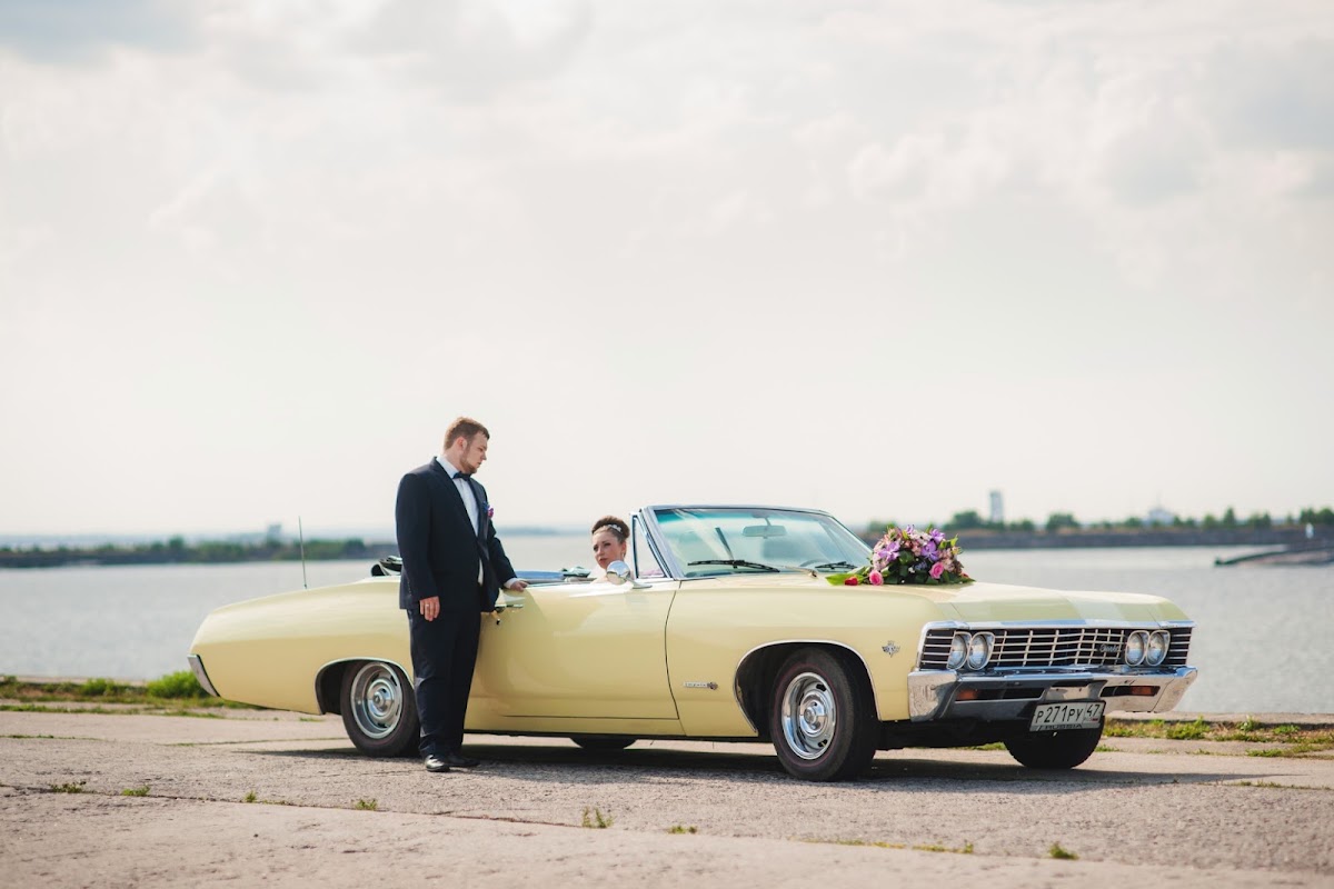 Chevrolet Impala бежевая — кадр 4 из 23
