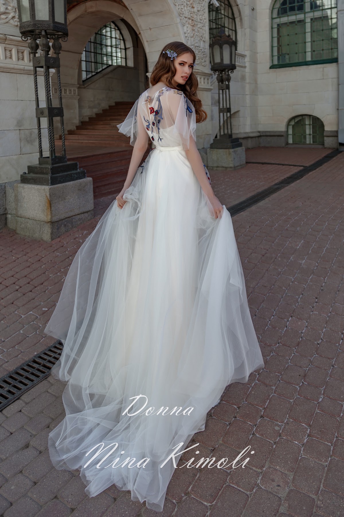 Donna — кадр 2 из 3