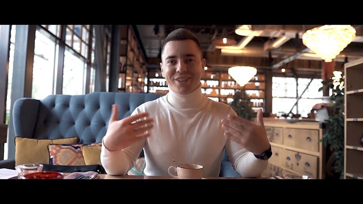 Юрий Иванов