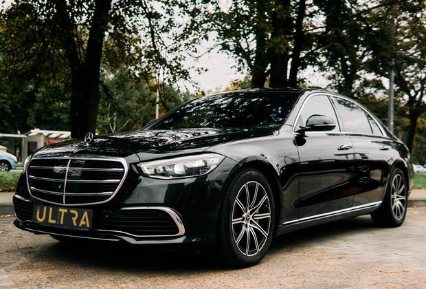 Mercedes-Benz S-class (W223) long