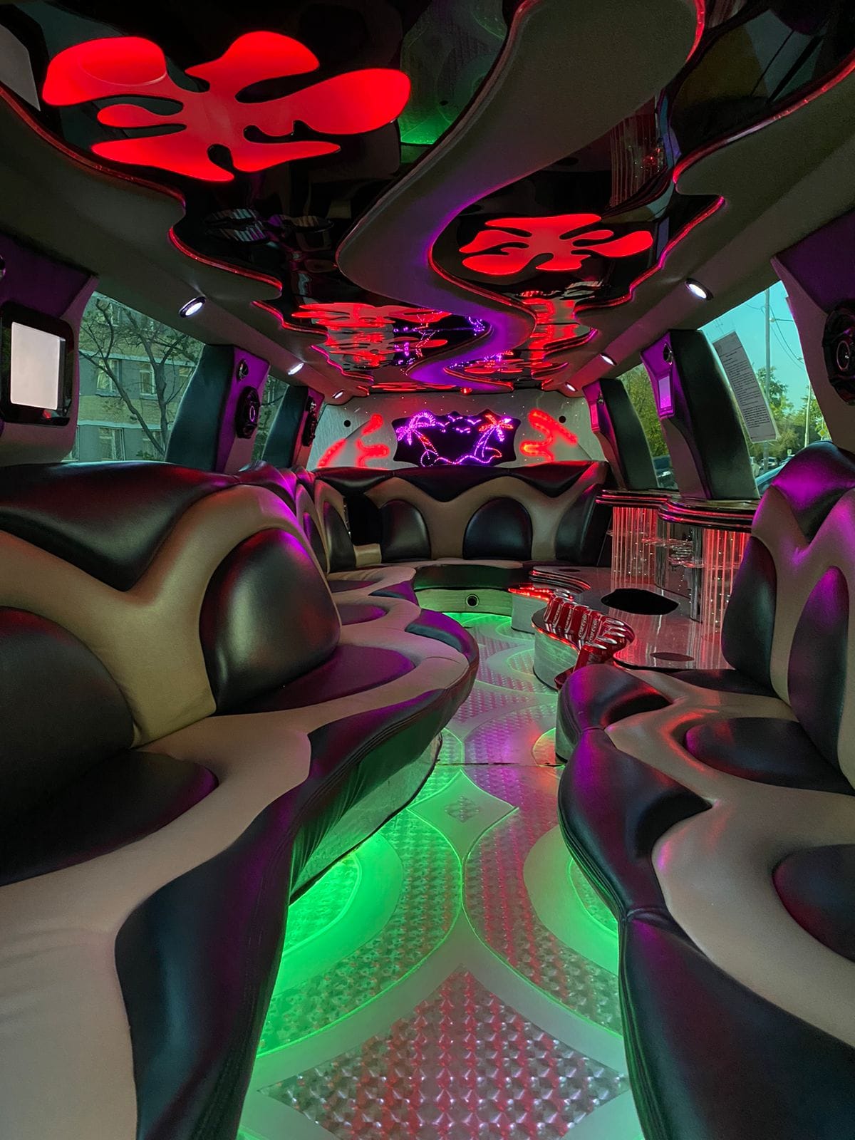 Lincoln Navigator — кадр 4 из 4