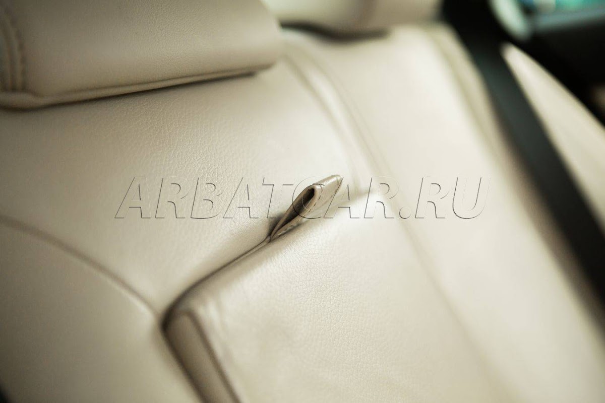 Jaguar XF белый на светлом салоне