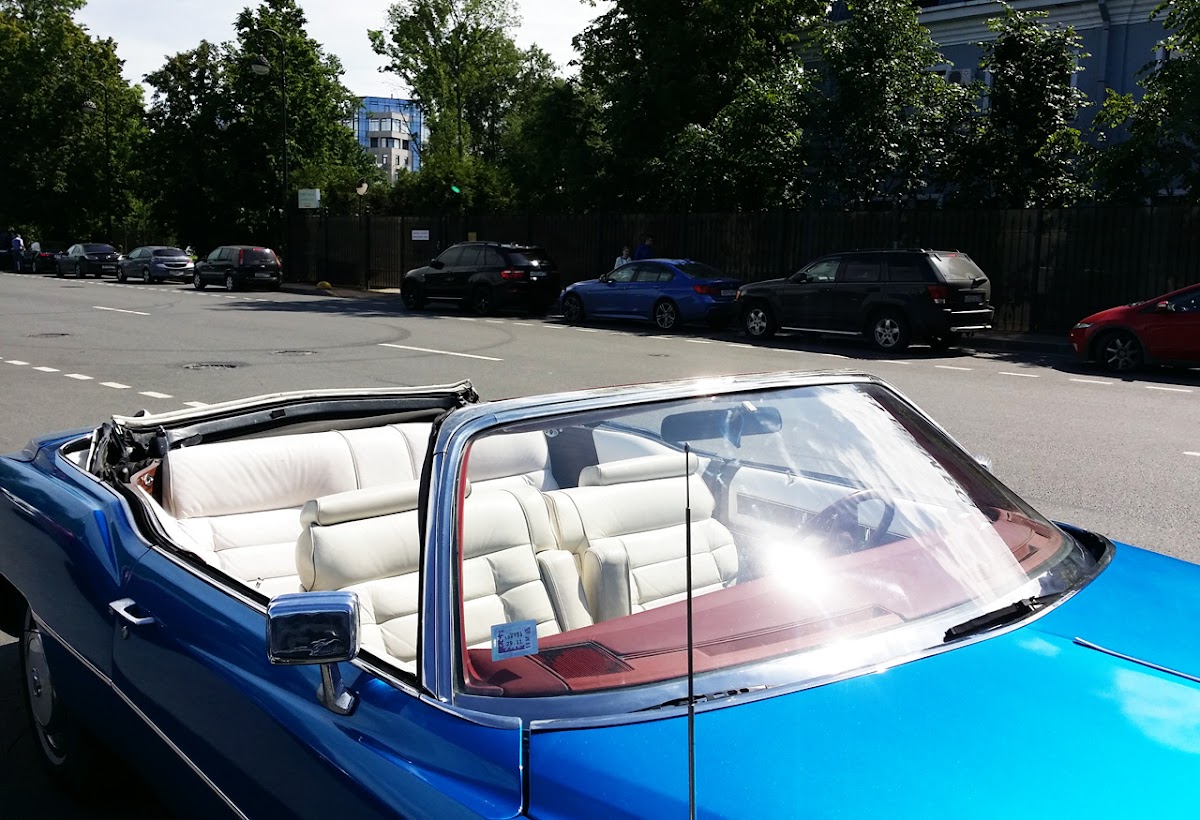 Cadillac Eldorado Blue